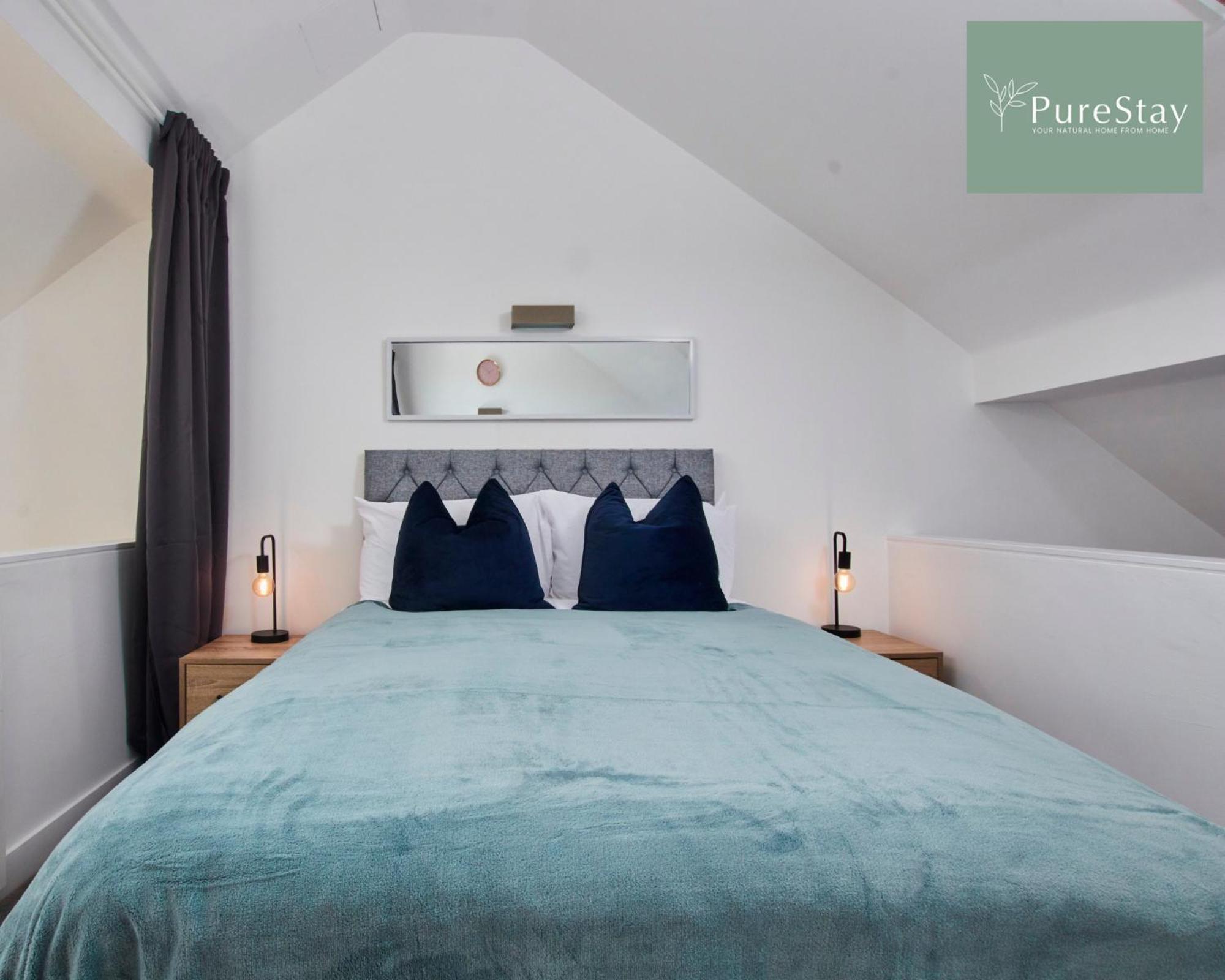 Beautiful Four Bed House By Purestay Short Lets & Serviced Accommodation Coventry With Parking Exterior foto