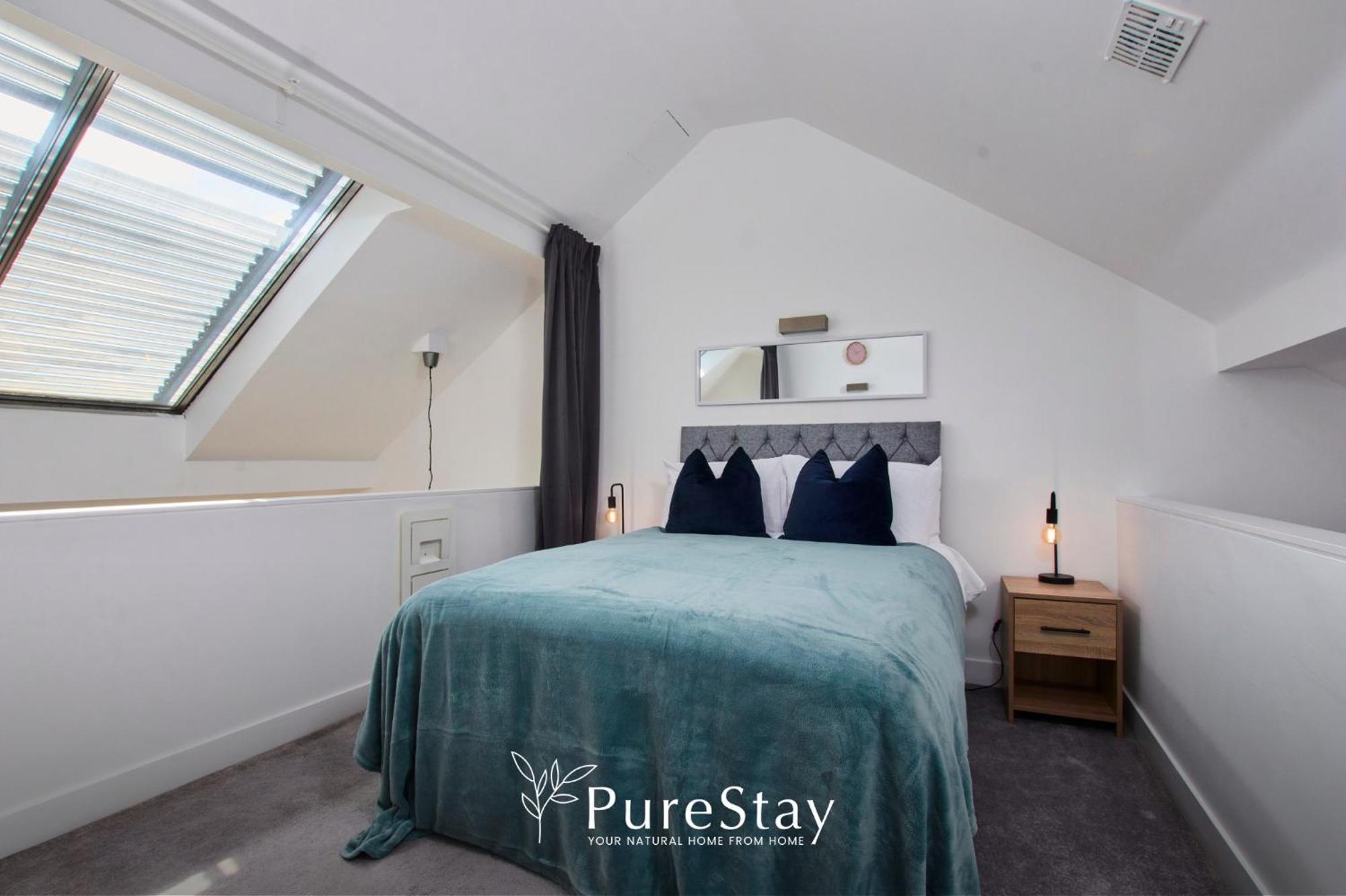 Beautiful Four Bed House By Purestay Short Lets & Serviced Accommodation Coventry With Parking Exterior foto