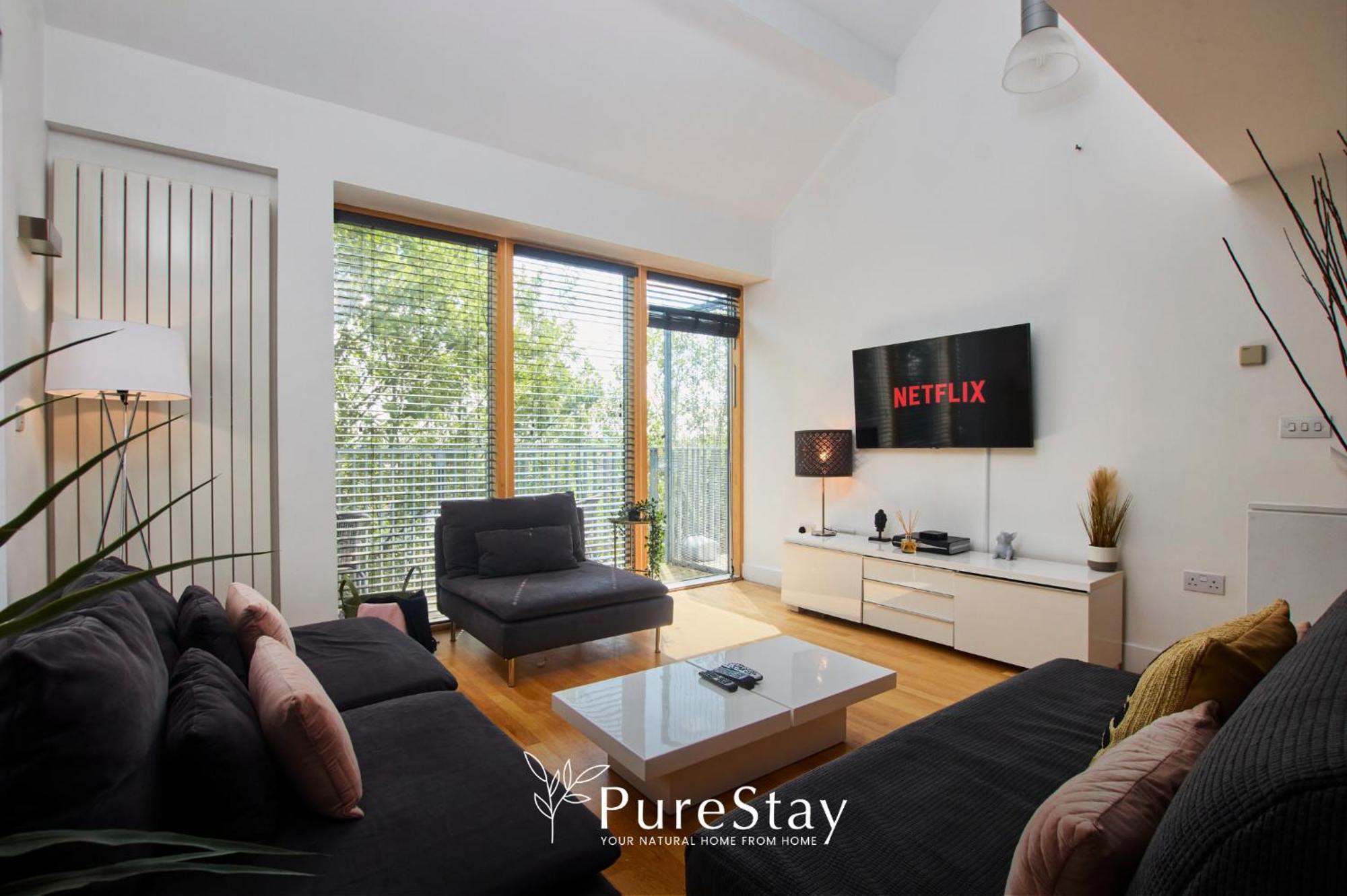 Beautiful Four Bed House By Purestay Short Lets & Serviced Accommodation Coventry With Parking Exterior foto